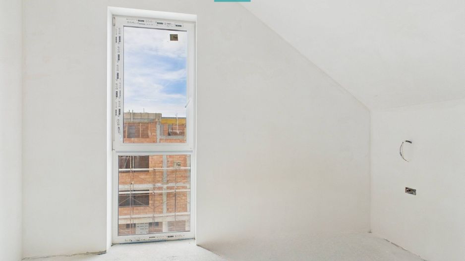 Apartament la mansardă în Freidorf - Shopping City - Poză 12