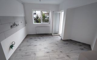 Apartament 2 camere finisat ,micro 16, etaj 2 - Poză 3