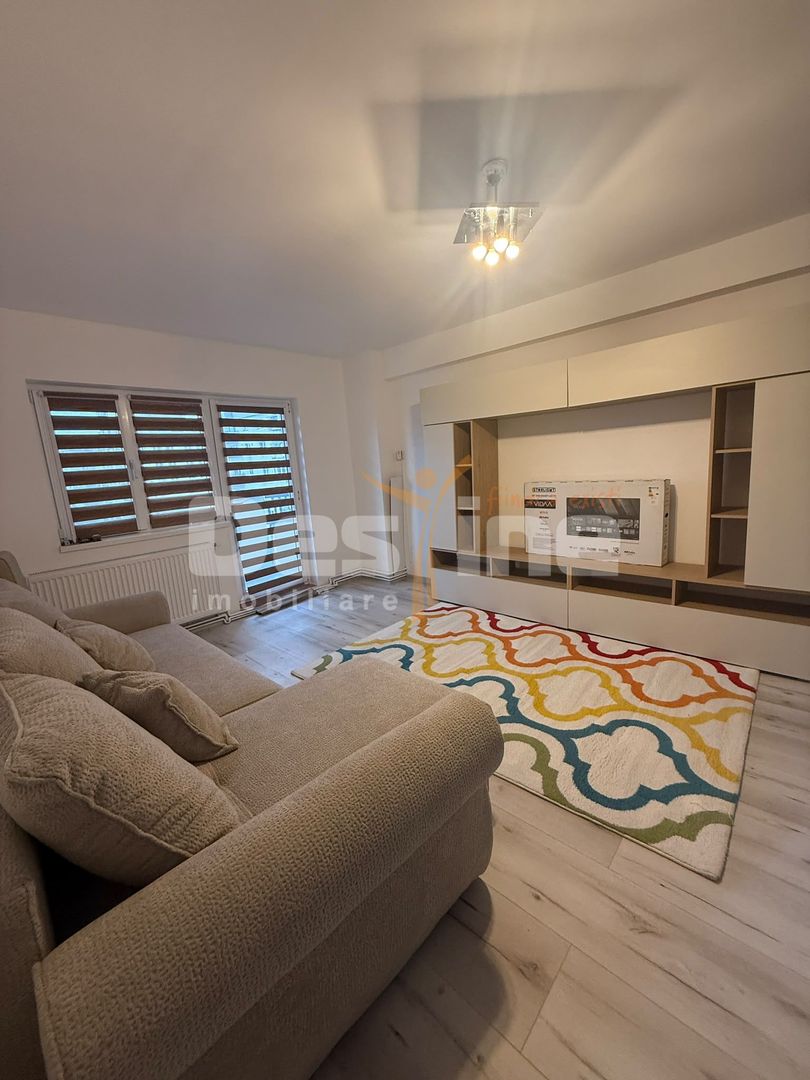 Apartament de inchiriat 3 camere, central Campina! - Poză 2