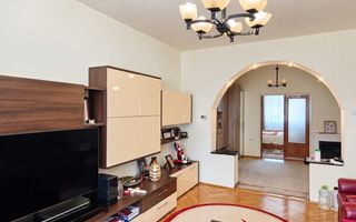 Apartament 4 camere, 102 mp utili,  etaj 2 + garaj + boxa, zona Closca - Poză 2