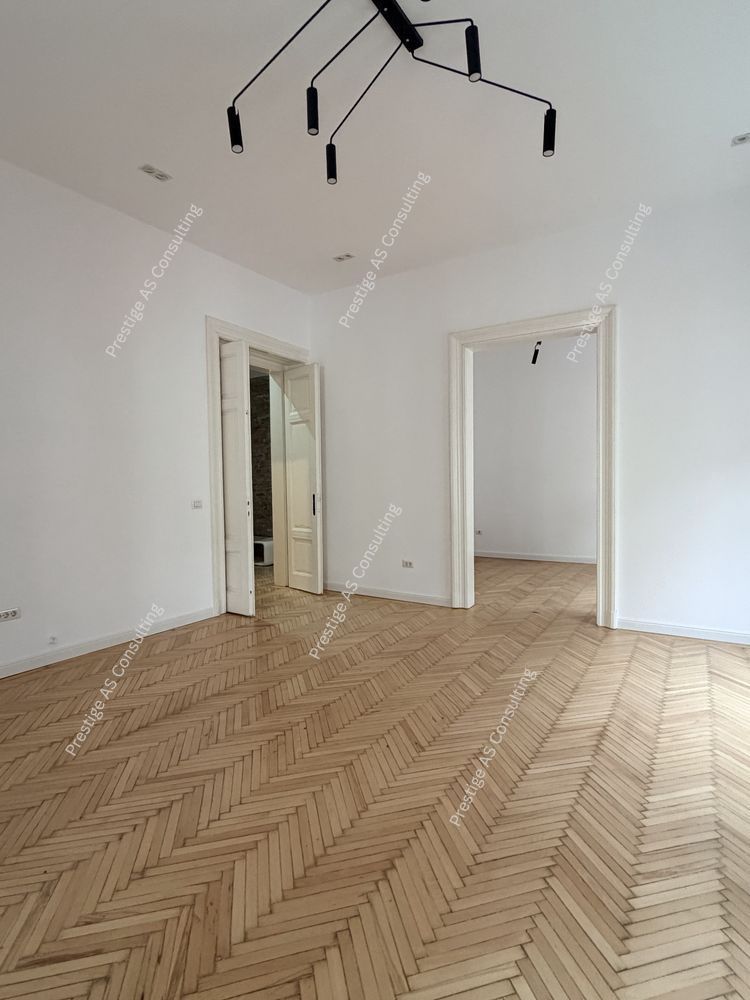 Spatiu Birou | 3 Camere | Zona Centrala | Cladire Istorica - Poză 6