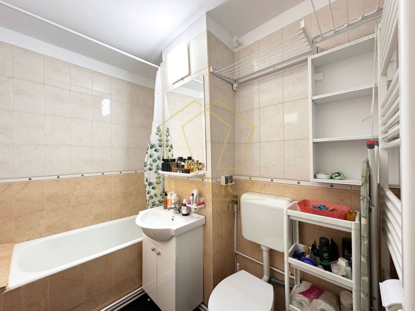 Apartament deosebit cu 2 camere | Zona Sagului | Parter - Poză 13