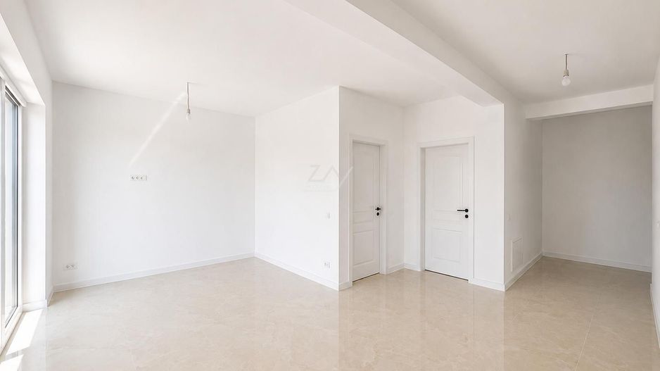 Bloc nou cu finisaje superioare. Etaj intermediar. Loc de parcare - Poză 3