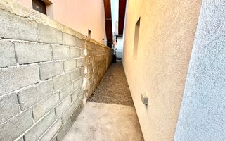 Casă individuală de vanzare  cu garaj și curte proprie – Hălchiu - Poză 30