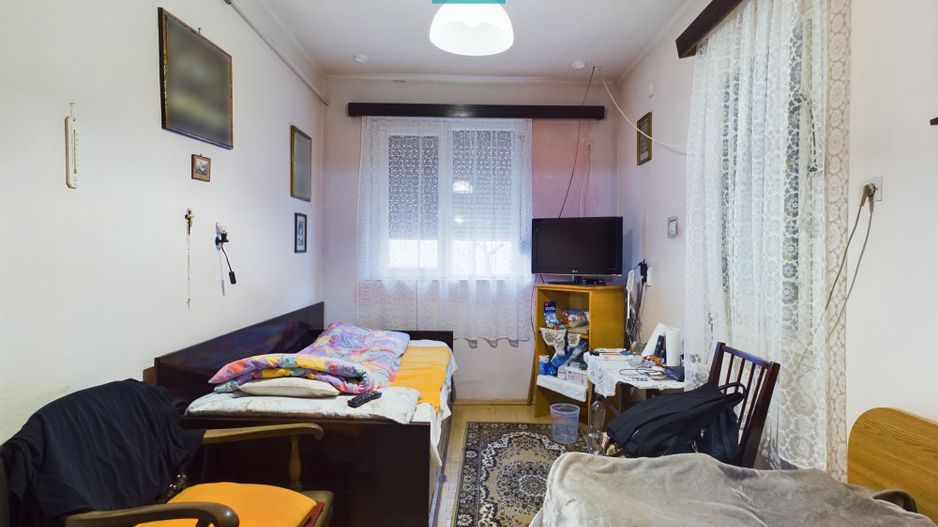 Casă cochetă de vânzare cu 3 camere în zona Gai - Poză 4