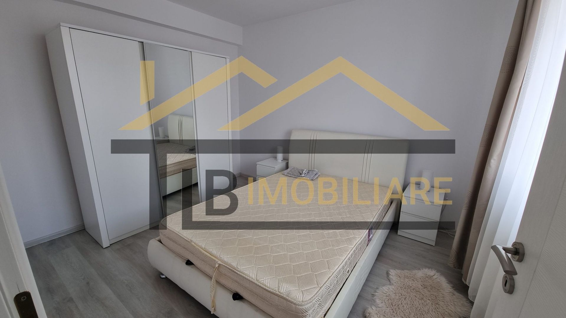 Casa cu 4 camere, 100mp, parcare, zona Sângeorgiu de Mureș - Poză 4