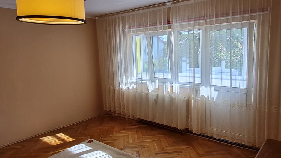 Apartament 2 camere zona Bucovina - Poză 3