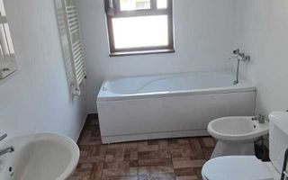 Apartament 3 camere cu gradina si parcare, Valea Adanca, str. Bazei, Iasi - Poză 6