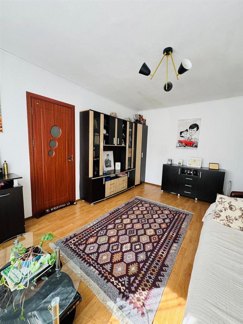 Apartament cu 2 camere pe strada Gradinarilor - Poză 1