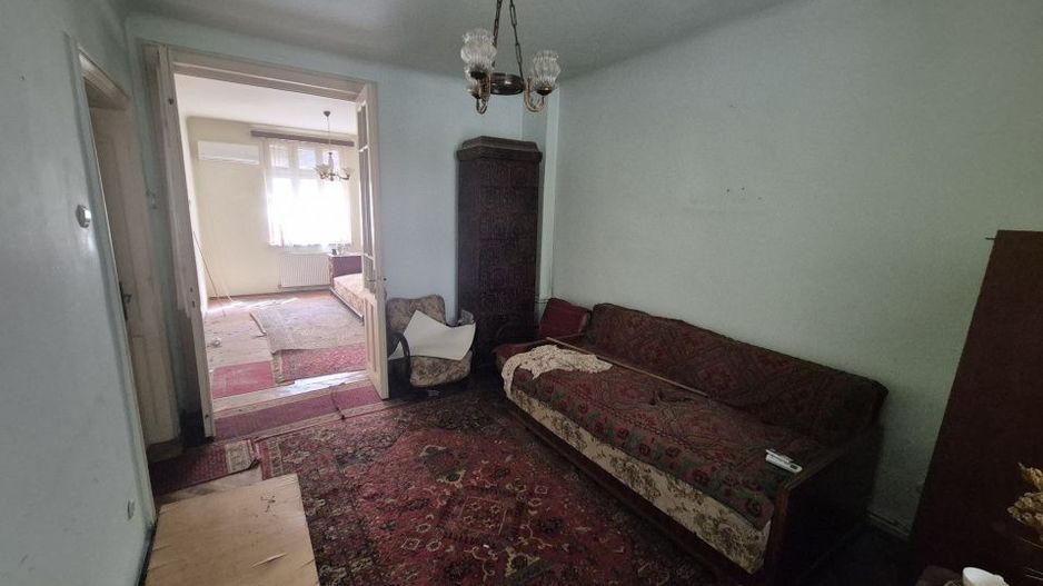 Apartament sic intr-un bloc vila interbelica - Poză 5