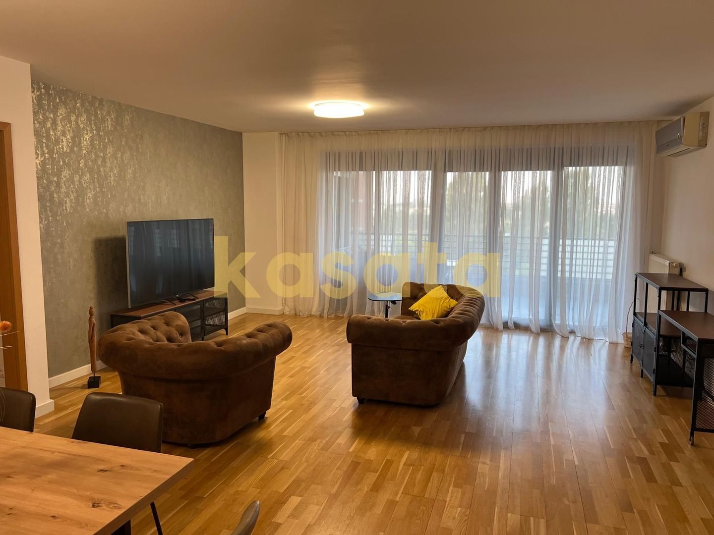 4 Camere Green Lake: Mai mult decât un apartament - Poză 1
