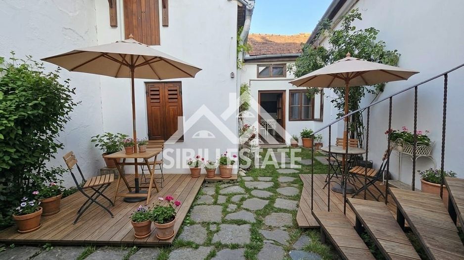 Imobil zona ultracentrala pretabil restaurant  schimbare destinatie - Poză 1
