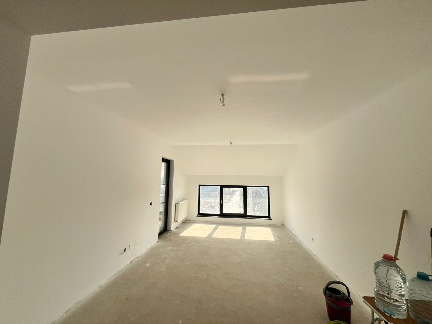 Apartament cu 3 Camere  78 mpI Suceava/Complex La Stejari I1400E/Mp - Poză 8