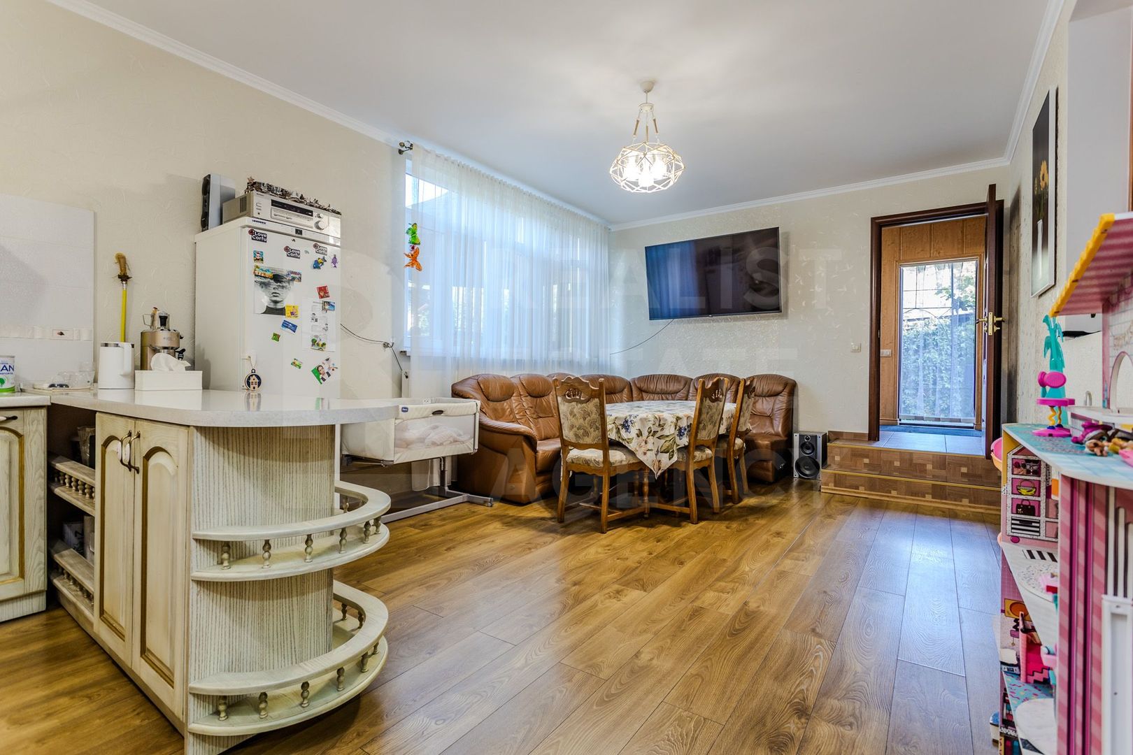 Vânzare, casă, 3 nivele, 160 mp, Goianul Nou - Poză 9