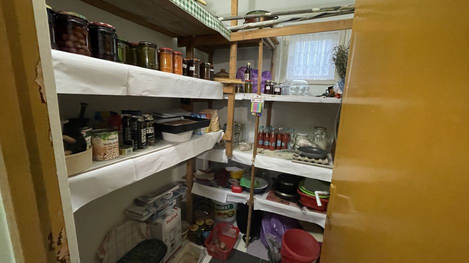 Casă cu etaj, Livezeni - Poză 8