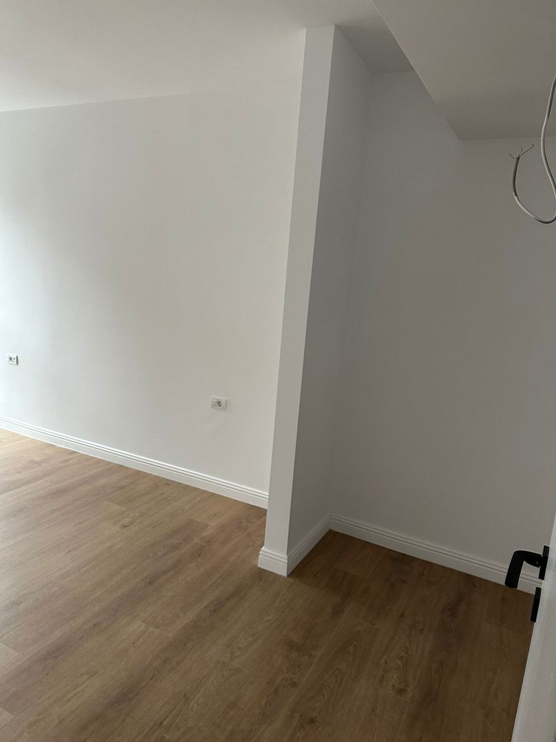 Vanzare 3 Camere Bloc Nou Pipera OMV - Poză 5