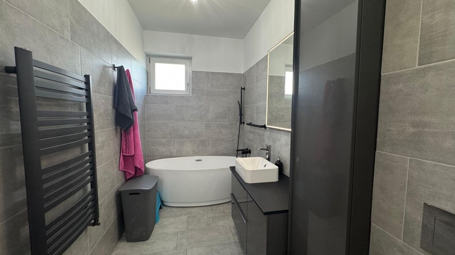 3 CAMERE + LOC DE PARCARE || SISESTI - Poză 20