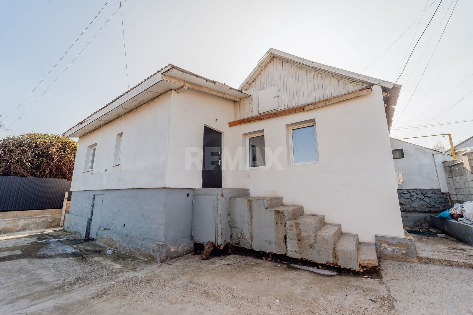 Casă în Vatra - strada centrală Linella - Poză 16