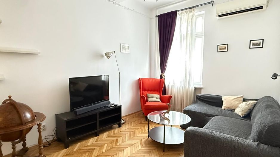 APARTAMENT 2 CAMERE | ZONĂ ULTRACENTRALĂ | PARCARE CURTE PRIVATĂ | - Poză 1