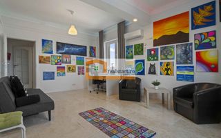 Pta Romana, Vedere spectaculoasa, Renovat total, inclusiv instalatii - Poză 3