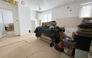 Apartament 3 Camere - Etaj 1 - La casute - Poză 4