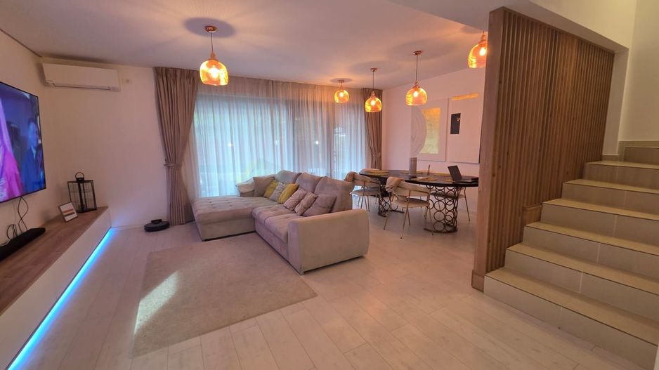 Vilă  cu mansardă, piscină și design modern – Tunari - Poză 4