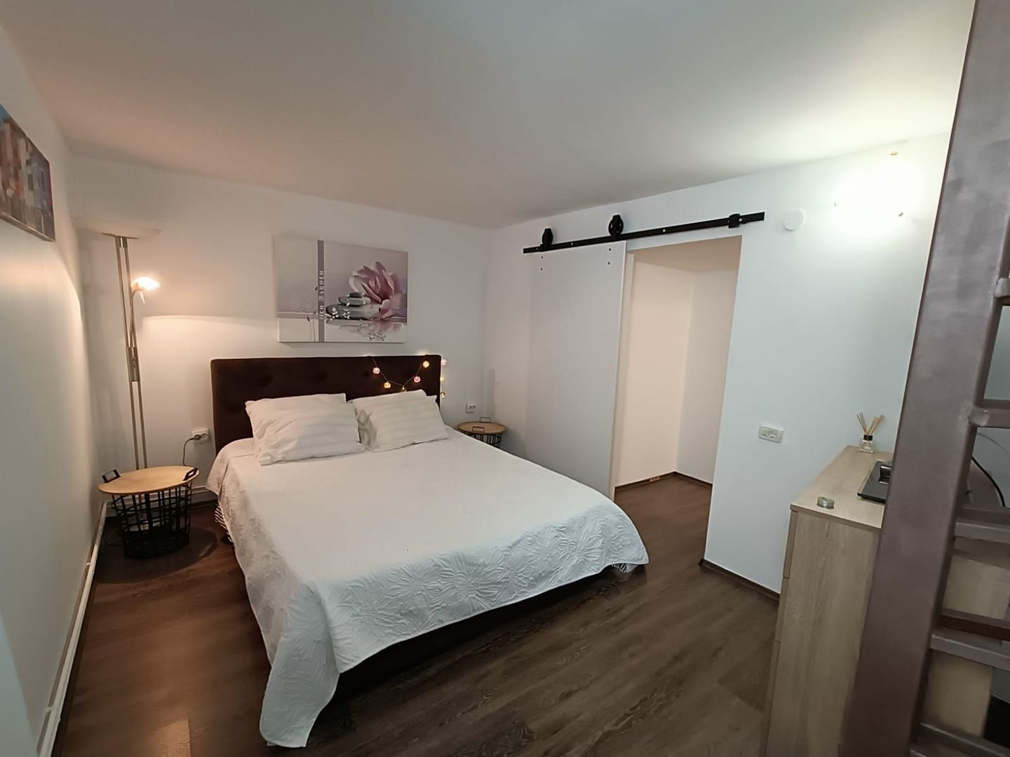 Apartament cu doua camere si loc de parcare - Poză 11