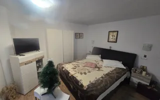 Casa de vanzare 2 apartamente separate garaj si curte zona piata Cluj - Poză 22