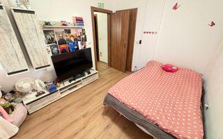 Apartament cu 2 camere decomandat in Giroc - Poză 4