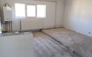 Apartament 4 camere – 70 mp utili + pod 30 mp – Etaj 5 – Preț 48.000 € - Poză 8