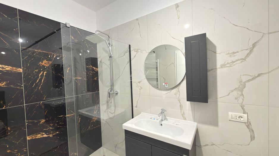 Decomandat. Loc de parcare. Spatiu depozitare pod. - Poză 8