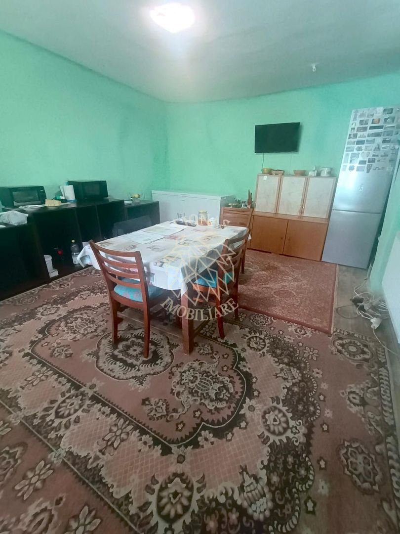 2 Case 100 mp -teren 3576mp-livada-garaj-Enciu 37 km de Bistrita - Poză 1