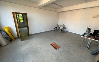 Proprietate compusă din 2 case - Poză 23