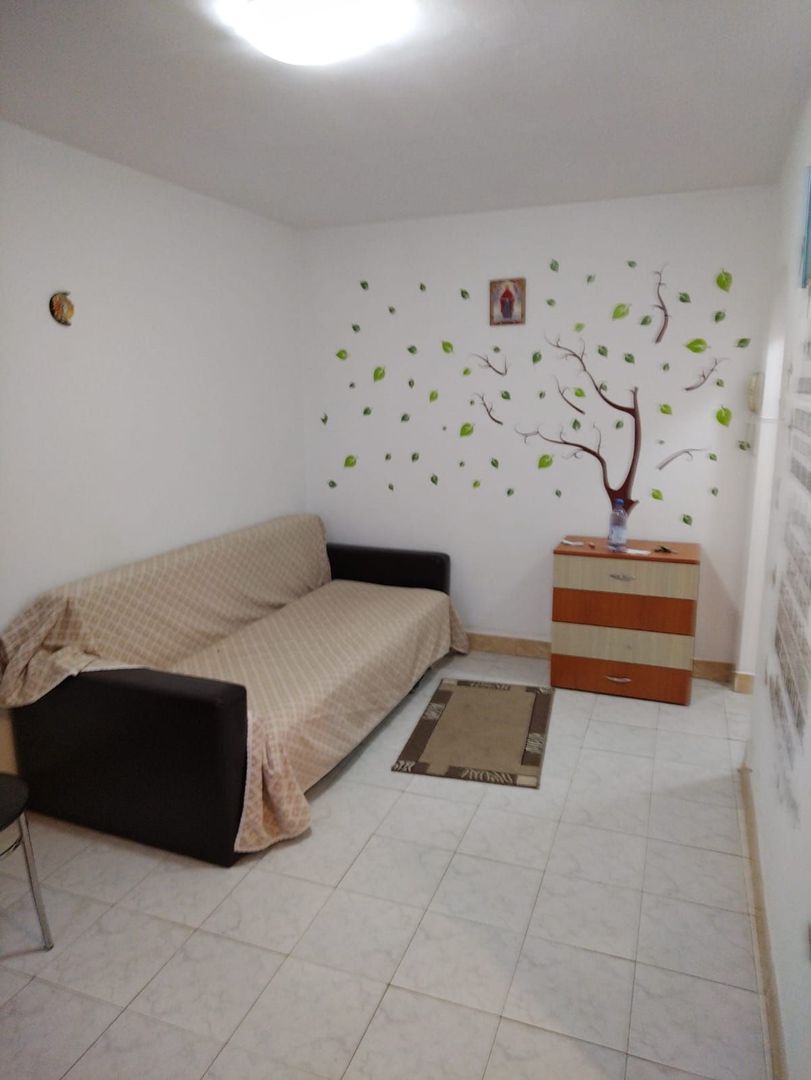 Garsoniera in stare buna Crinul de Padure Parc Drumul Taberei - Poză 2