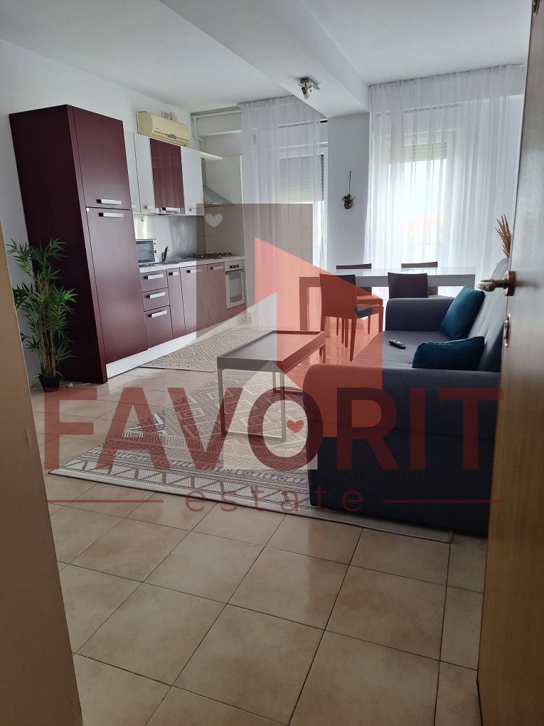 Bloc nou. Etaj intermediar. Pozitie excelenta - Poză 4