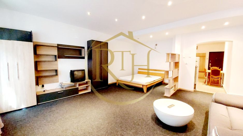 Oferim spre inchiriere apartament cu 1 camera, aproape de Spitalul Judetean - Poză 1