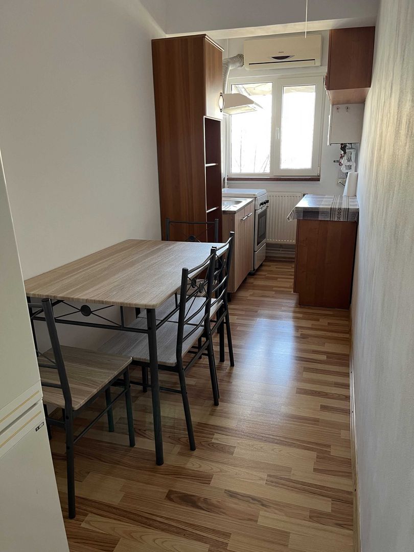 Garsoniera decomandata, centrala proprie, AC, zona Penny Fizicienilor - Poză 8