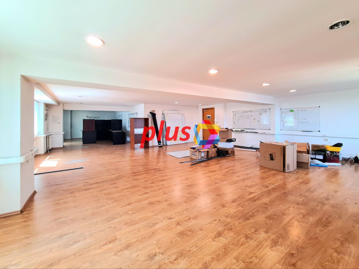 Spatiu birouri de închiriat Brasov - 90 mp # plus-imo.ro - Poză 2