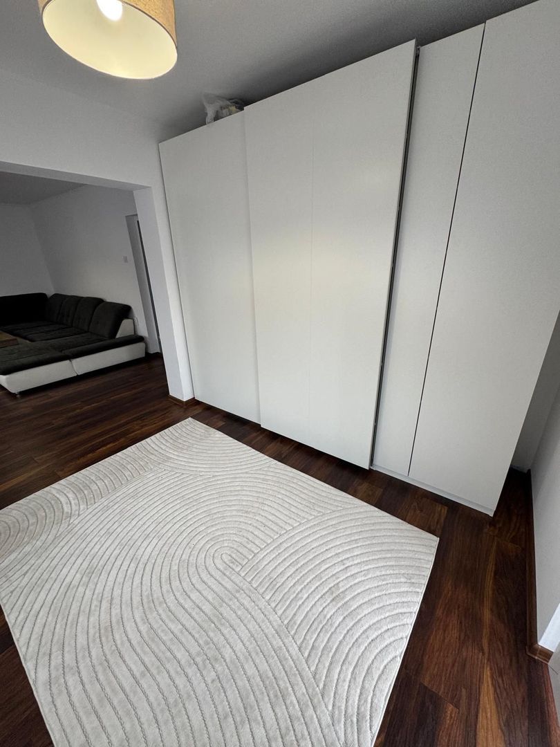 Casă de închiriat – Str. Trandafirilor - Poză 3