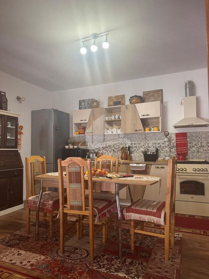 Vila  Frumoasa , Sibiu ,6 camere , 5 Bai , mobilata ,utilata - Poză 67