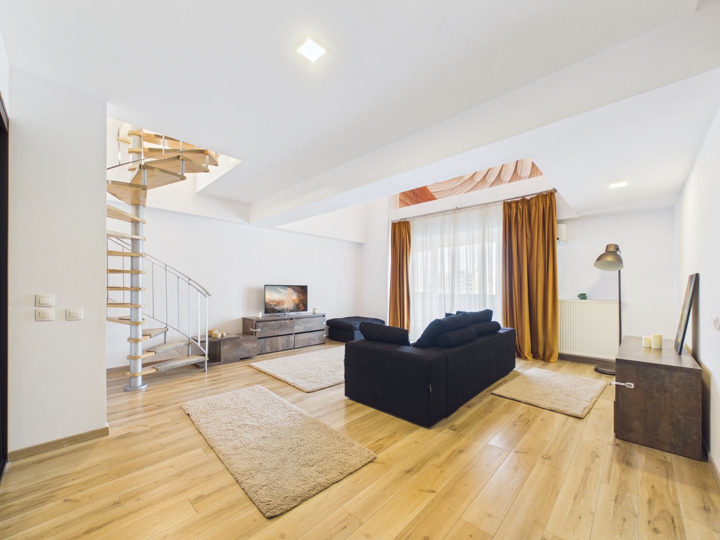 Duplex cu 2 camere modern langa Parcul Carol - Poză 1