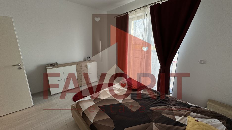 Terasa generoasa. Modern amenajat. - Poză 7