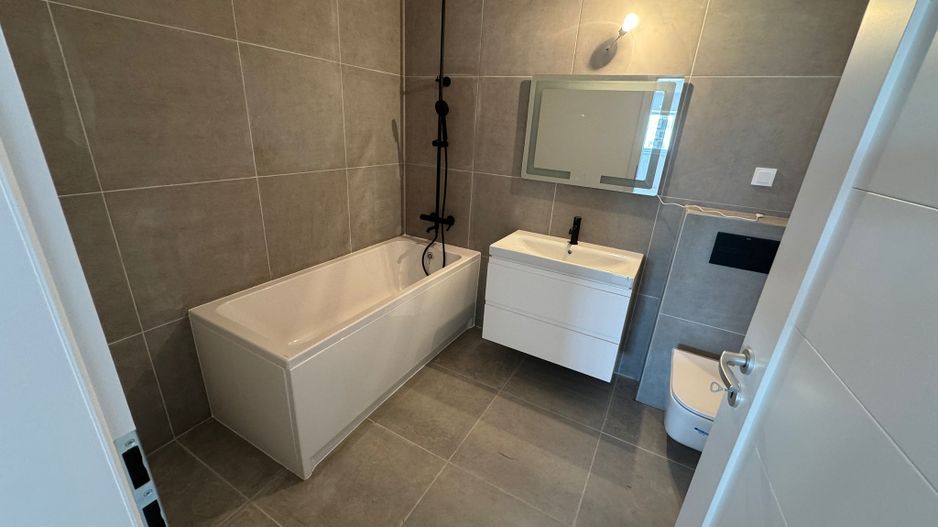 Supper pret!!! Apartament 3 camere, 63.70 mp - Sibiu - Poză 1