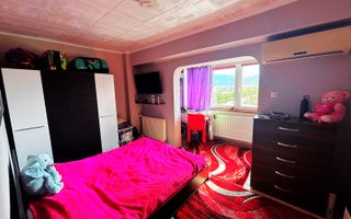 4-Camere-81mp-Utili-2-Balcoane-Lift-Mobilat-Utilat-Parcare-Triaj - Poză 6