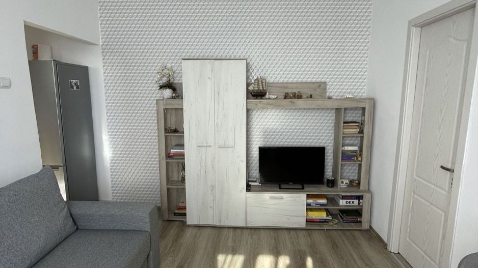 Vand apartament Micro 14 - Poză 4