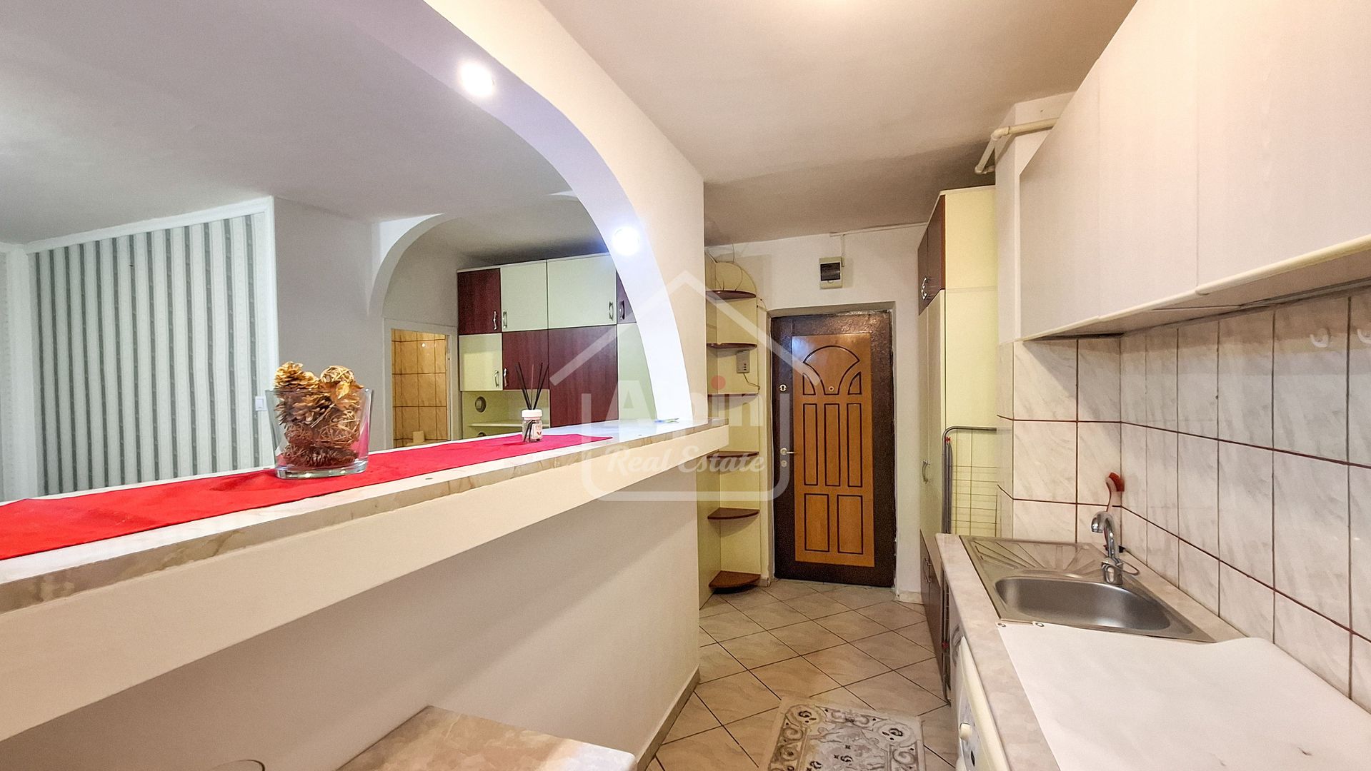 Garsoniera Suprafata Generoasa - Poză 5