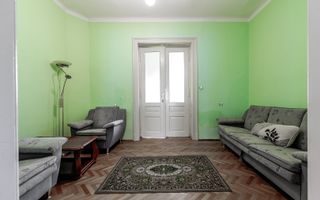 Locuință spațioasă cu grădină mare în Aradul Nou, calea Timișorii - Poză 12