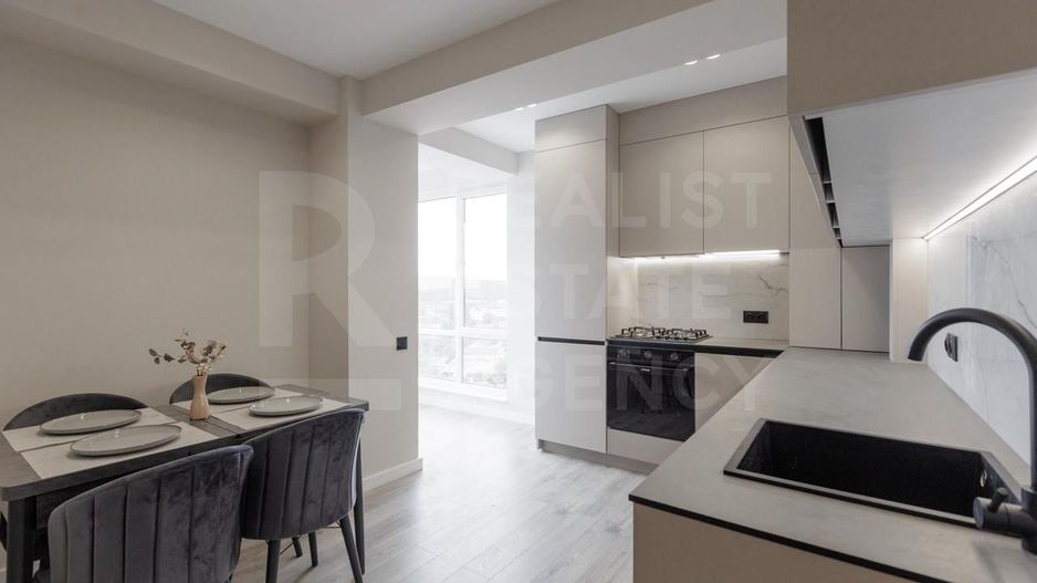 Vânzare, apartament, 2 camere + living, strada Calea Ieşilor, Sculeni - Poză 6