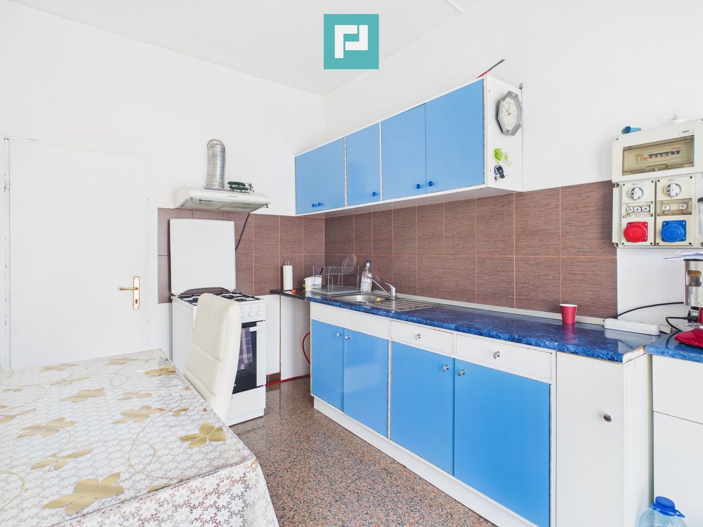 Casă individuală 8 camere - Dudeștii Noi - Poză 24