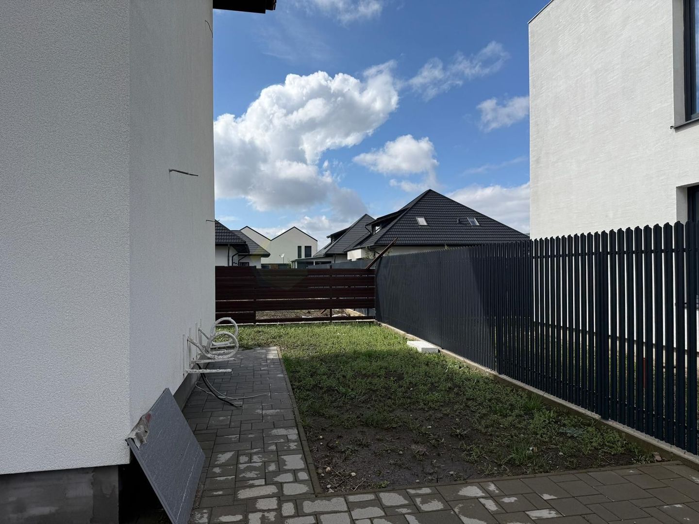 Casă individuală modernă de vânzare – Tunari | 0% comision | 350.000 € - Poză 5